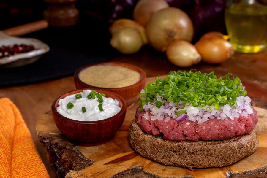 Carne de Onça: saiba como surgiu o prato que é patrimônio de Curitiba