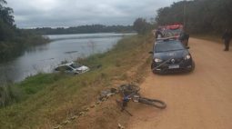 PM encontra crack em carro de motorista que atropelou e matou ciclista, em Araucária
