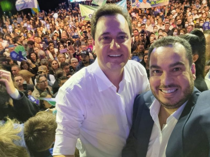PL oficializa candidatura de Paulo Martins ao Senado e confirma apoio a Ratinho Jr