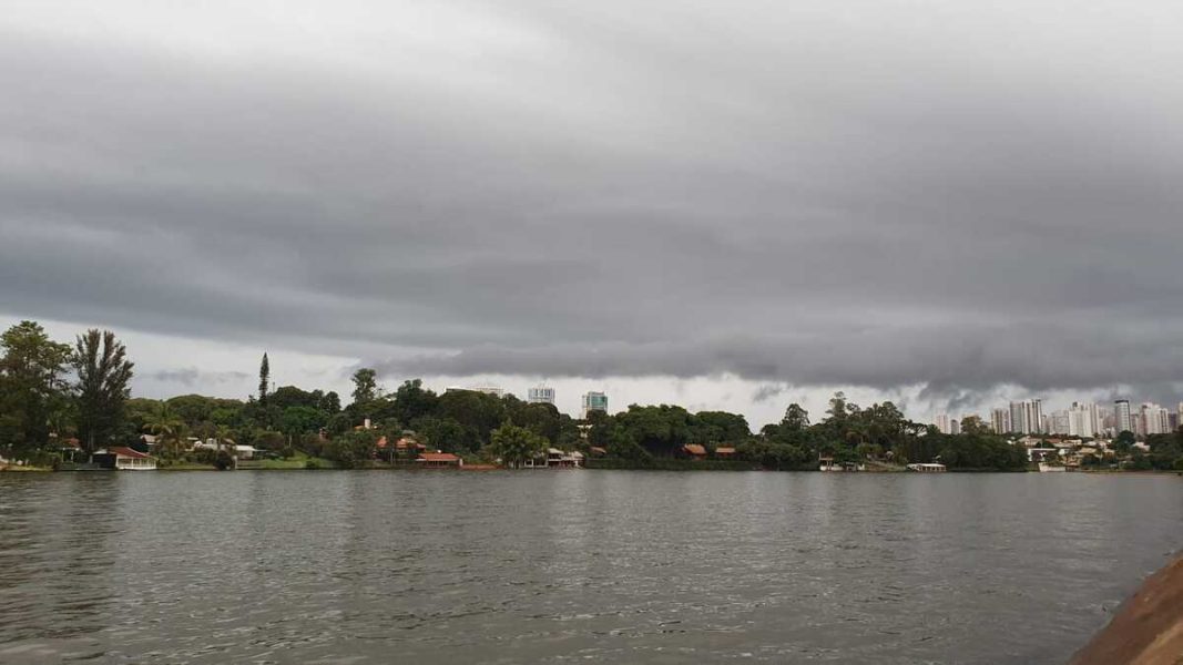 Londrina volta a ter previsão de chuva após mês de estiagem