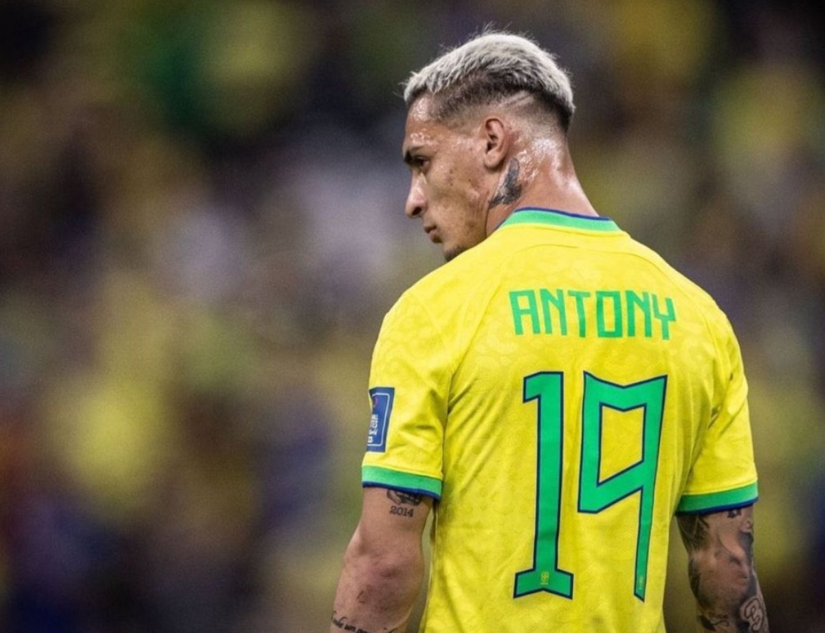 Antony é destaque no jogo do Brasil contra Camarões e ganha elogios na veja; veja