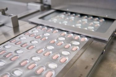 Anvisa recebe pedido de uso emergencial de medicamento da Pfizer contra Covid-19