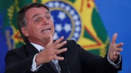Bolsonaro diz que eleitor decidirá em outubro se viverá como brasileiro ou como venezuelano