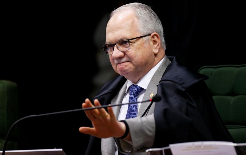 Fachin diz que democracia no Brasil está ameaçada e Justiça Eleitoral sob ataque, e é preciso defendê-las