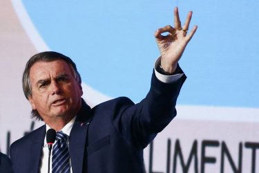 Bolsonaro diz a empresários que eleição será conturbada e pede ajuda para conquistar votos