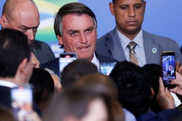 Bolsonaro diz que pretende recriar Ministério da Indústria e Comércio ainda este ano