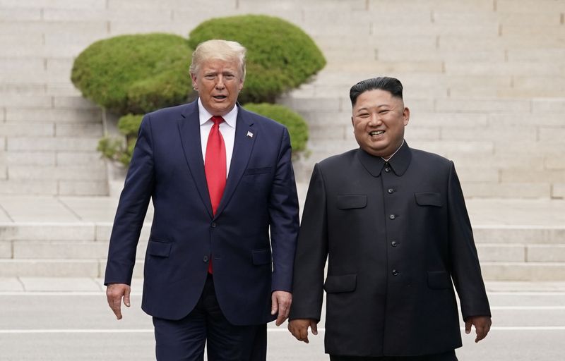 Trump diz estar em contato com líder norte-coreano Kim, afirma livro