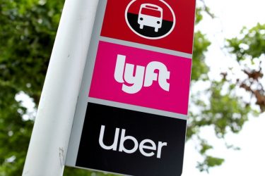 Uber e Lyft seguem crescendo apesar de alta em preços de viagens