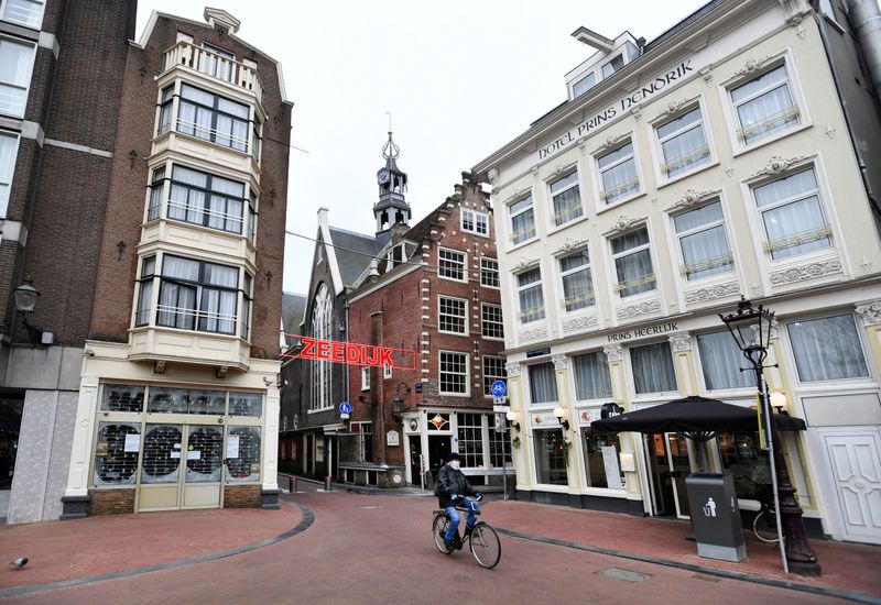 Covid leva taxa de mortes na Holanda para maior patamar desde Segunda Guerra