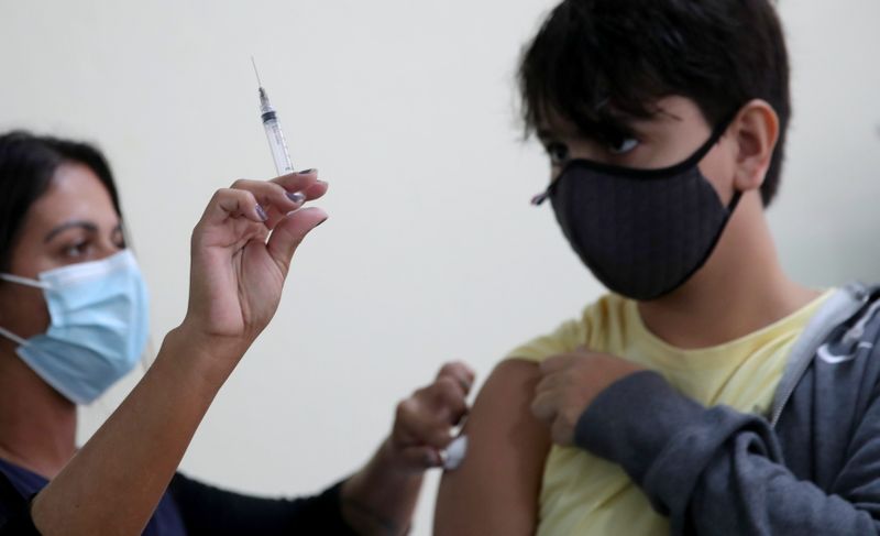 Covid-19: Cascavel faz repescagem para imunizar adolescentes de 14 a 17 anos