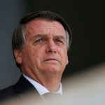Bolsonaro cita presidente da Caixa como possível candidato a vice