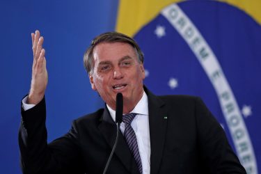 Bolsonaro lidera no Paraná com 49%, aponta IRG