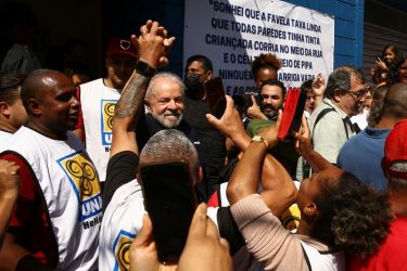 Comitê da ONU diz que Lula teve direitos violados e advogado espera reparação do governo