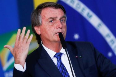 Bolsonaro se recusa a responder se aceitará eventual derrota nas eleições