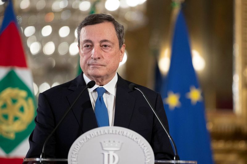 Movimento 5-Estrelas vota a favor de apoiar governo Draghi na Itália