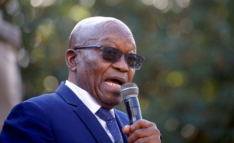 Atualmente preso, ex-presidente sul-africano Zuma é hospitalizado