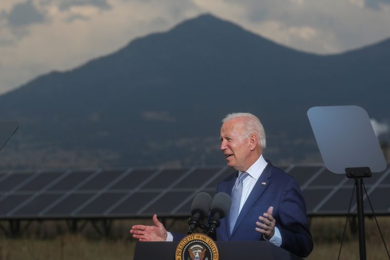 Biden diz que clima extremo custará mais de US0 bilhões aos EUA este ano